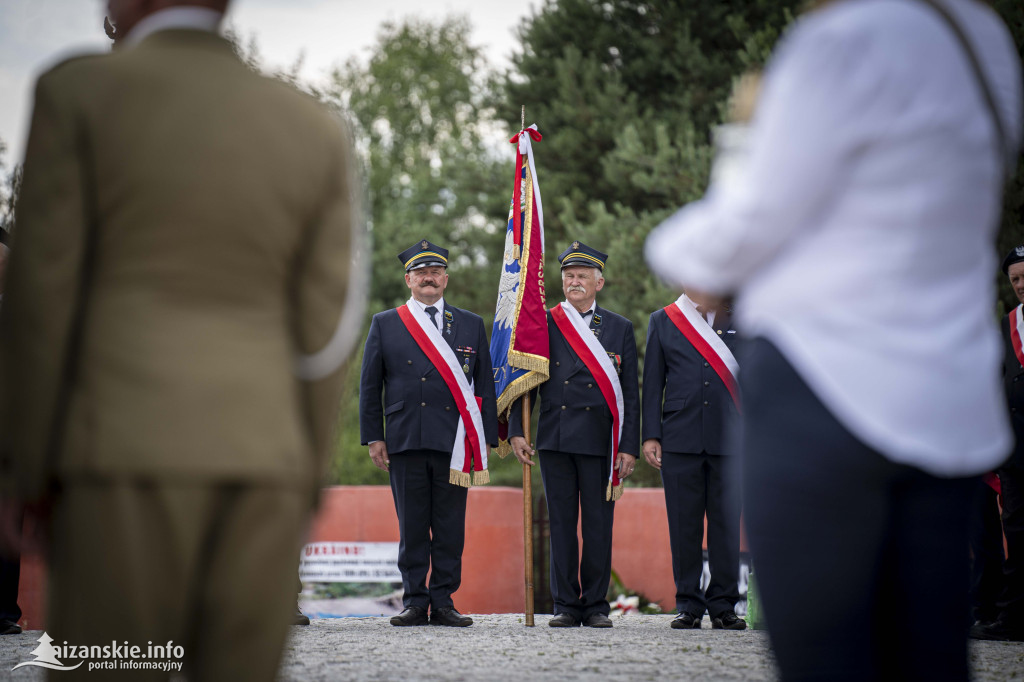 Uroczystości Narodowego Dnia Pamięci o Polakach w Domostawie