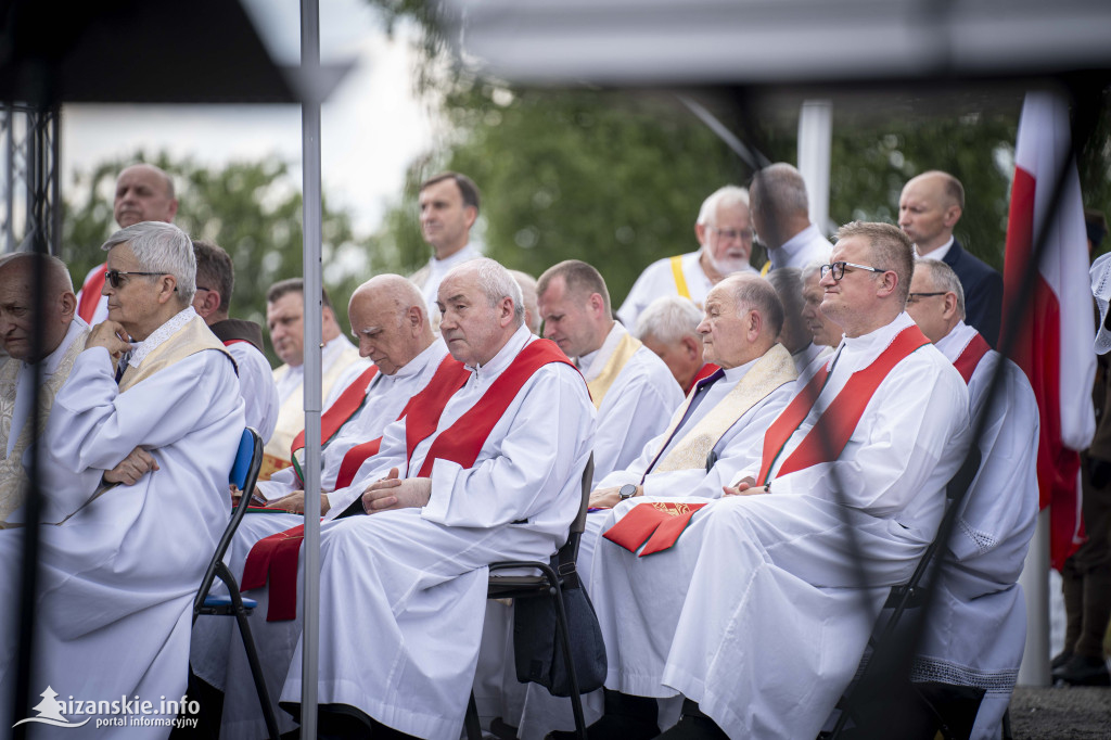 Uroczystości Narodowego Dnia Pamięci o Polakach w Domostawie