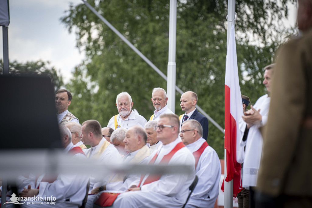 Uroczystości Narodowego Dnia Pamięci o Polakach w Domostawie