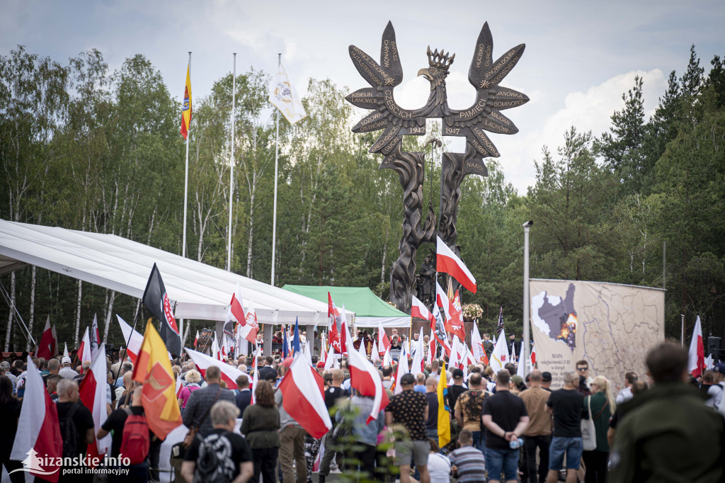 Uroczystości Narodowego Dnia Pamięci o Polakach w Domostawie