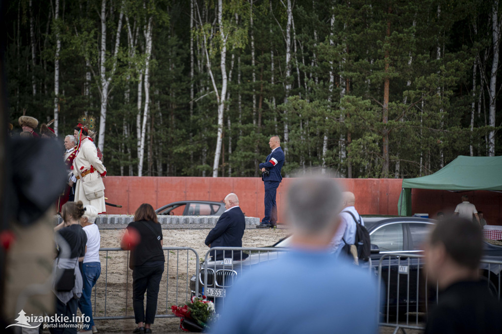 Uroczystości Narodowego Dnia Pamięci o Polakach w Domostawie
