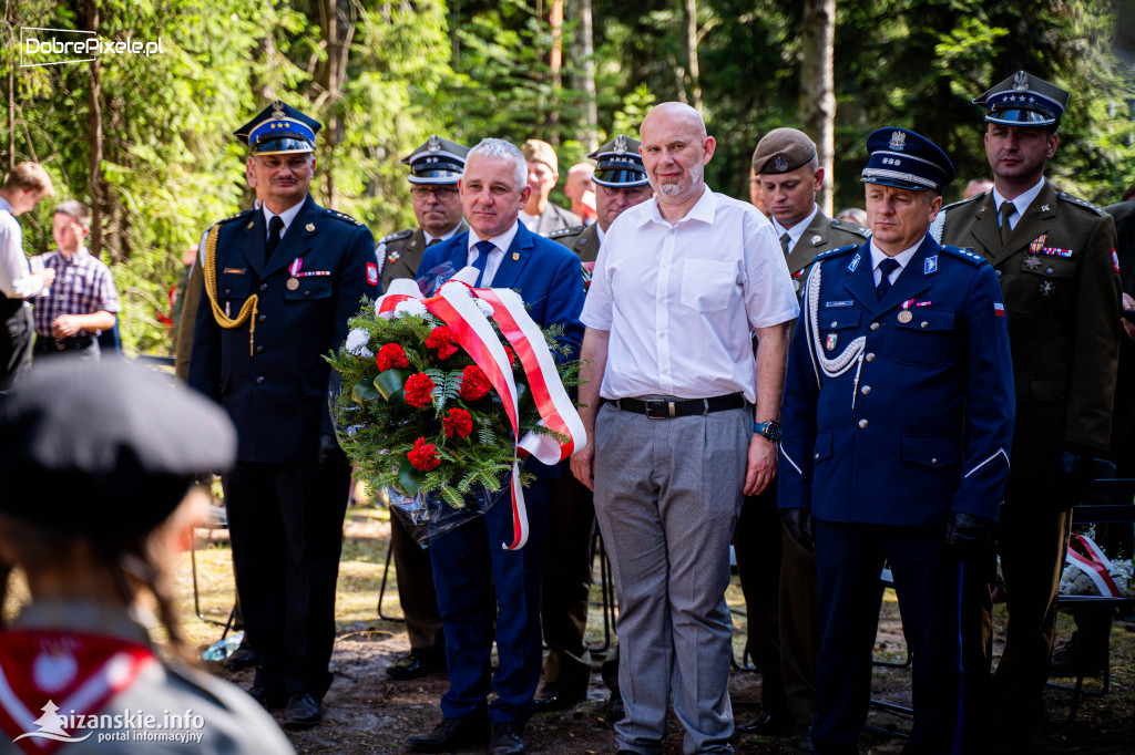 W hołdzie „Garbatemu” i jego ludziom – 75. rocznica obławy w Lasach Janowskich