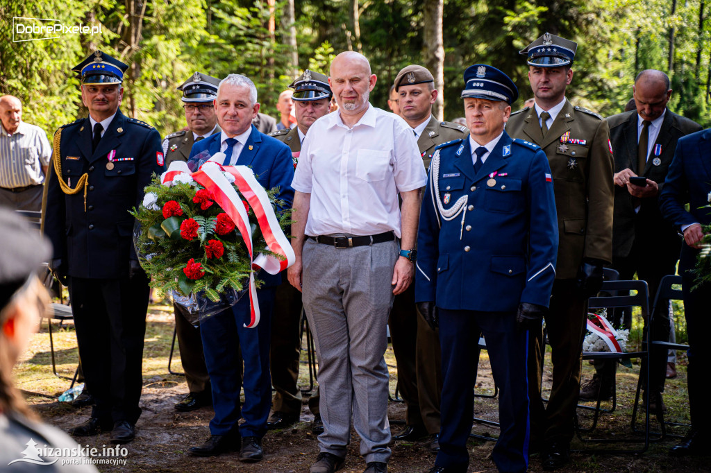 W hołdzie „Garbatemu” i jego ludziom – 75. rocznica obławy w Lasach Janowskich