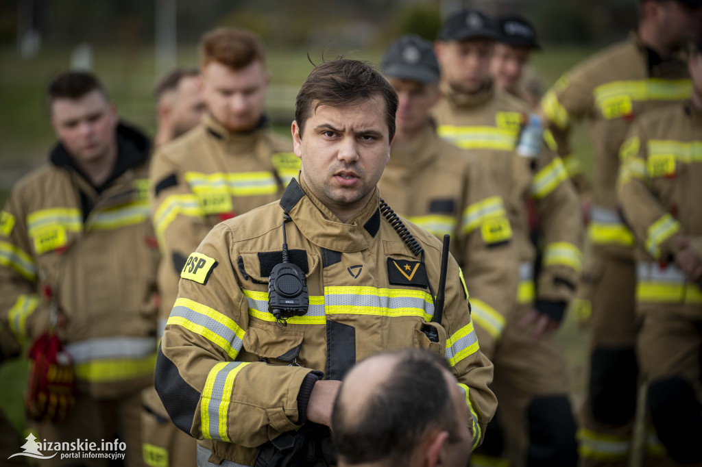 Ćwiczenia strażaków PSP i OSP na zalewie w Jarocinie