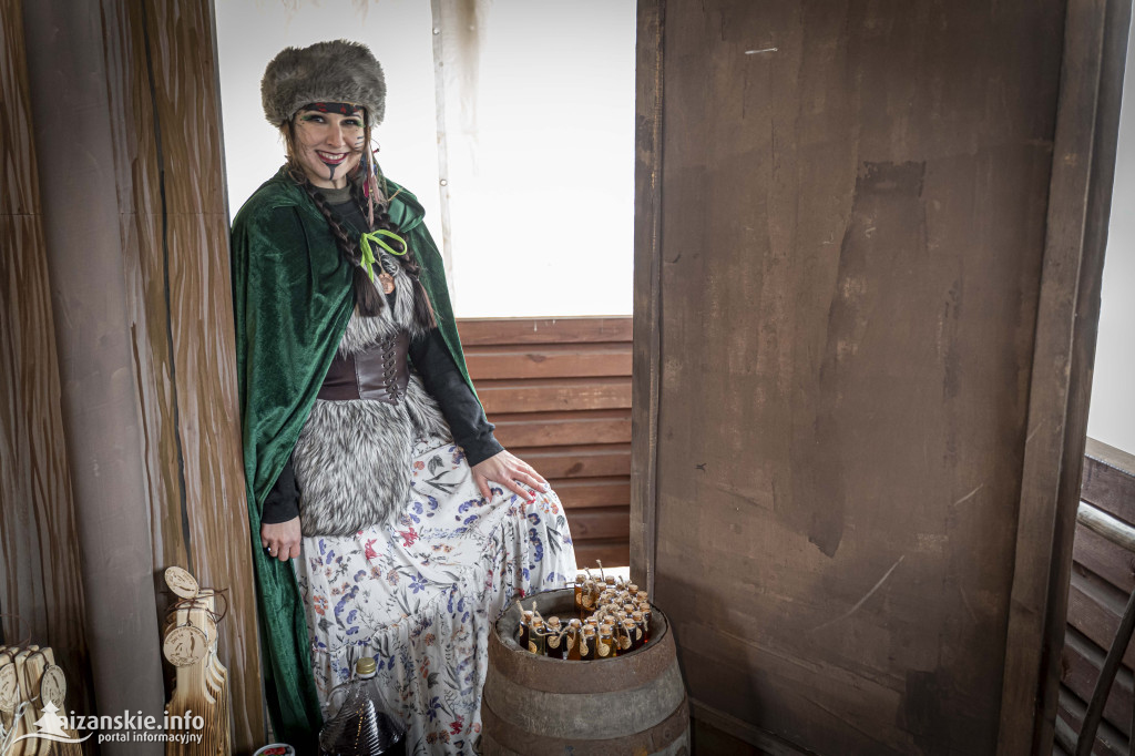 Dziesiątki osób weszły do lodowatej wody w Jarocinie