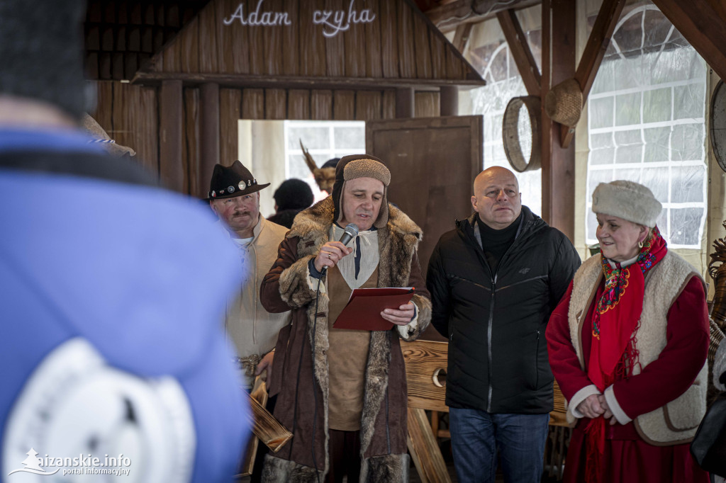 Dziesiątki osób weszły do lodowatej wody w Jarocinie