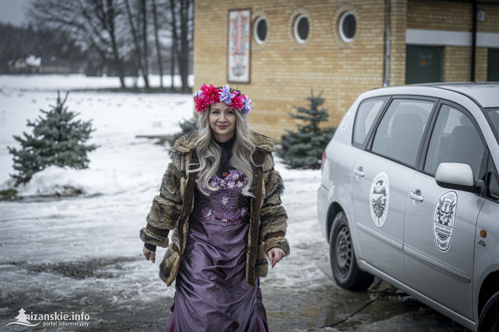 Dziesiątki osób weszły do lodowatej wody w Jarocinie