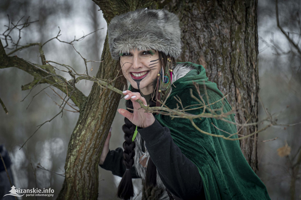 Dziesiątki osób weszły do lodowatej wody w Jarocinie