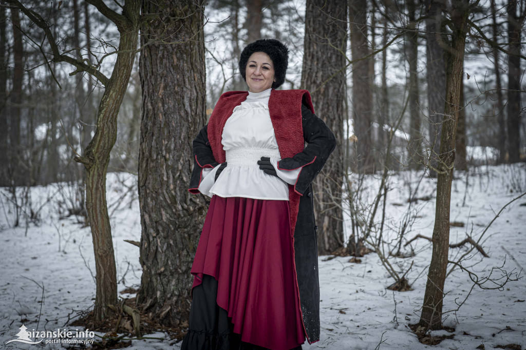 Dziesiątki osób weszły do lodowatej wody w Jarocinie