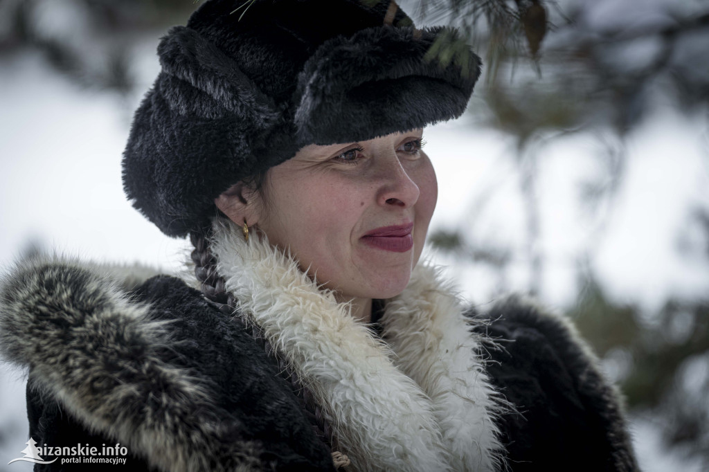 Dziesiątki osób weszły do lodowatej wody w Jarocinie