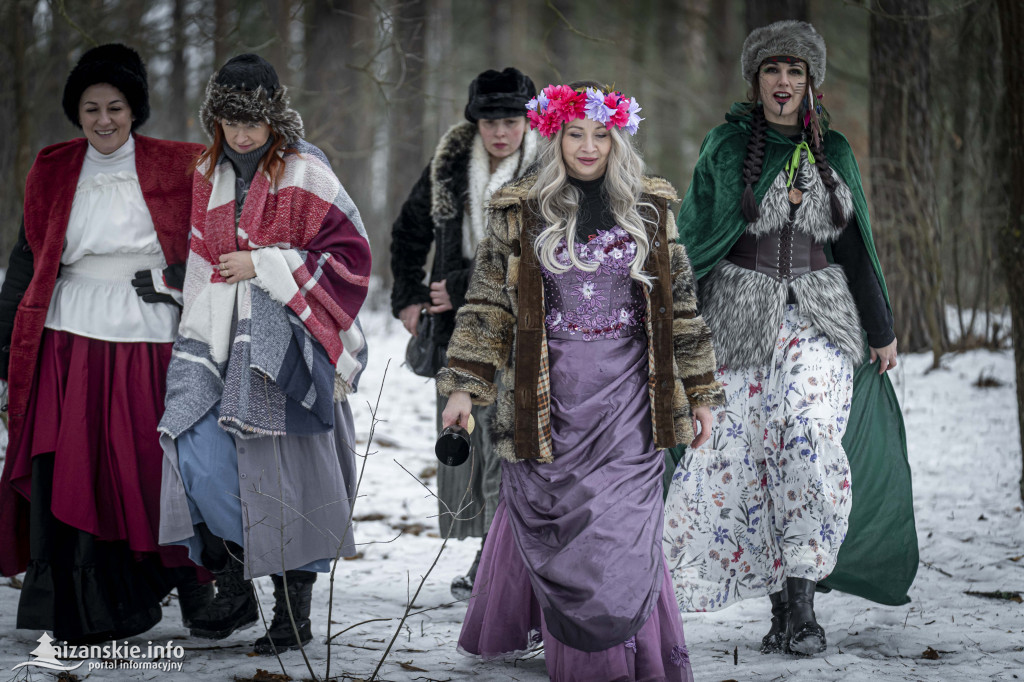Dziesiątki osób weszły do lodowatej wody w Jarocinie
