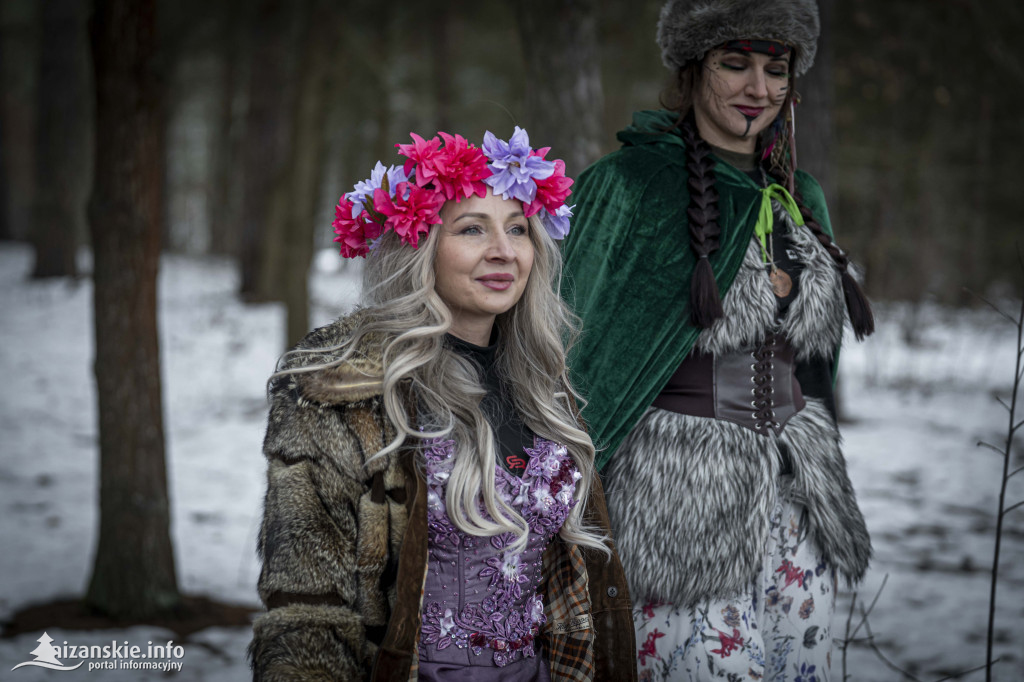 Dziesiątki osób weszły do lodowatej wody w Jarocinie