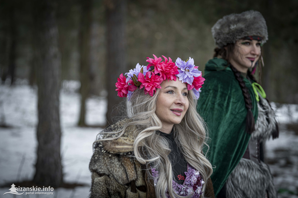 Dziesiątki osób weszły do lodowatej wody w Jarocinie