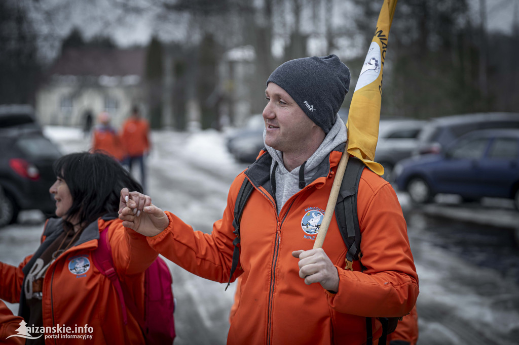 Dziesiątki osób weszły do lodowatej wody w Jarocinie