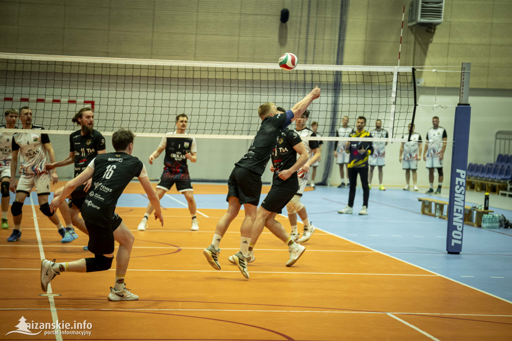 Emocje, walka i pomoc – ostatni mecz Orkana Nisko u siebie