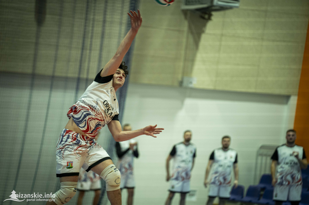 Emocje, walka i pomoc – ostatni mecz Orkana Nisko u siebie