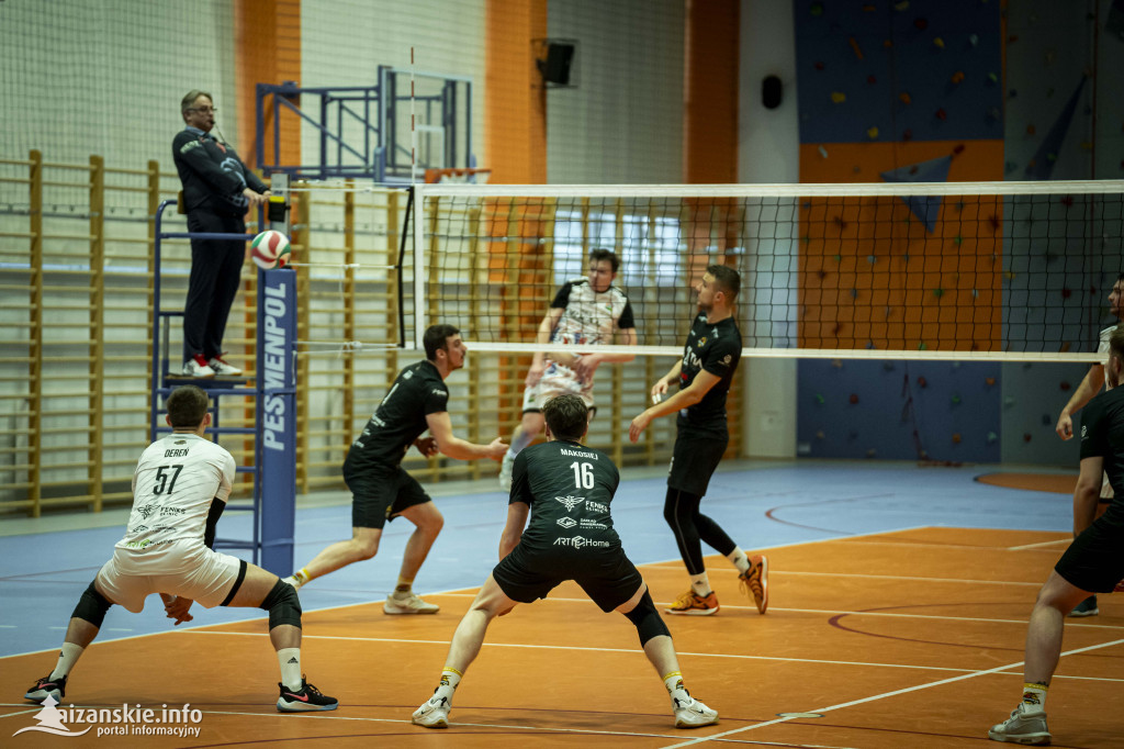 Emocje, walka i pomoc – ostatni mecz Orkana Nisko u siebie