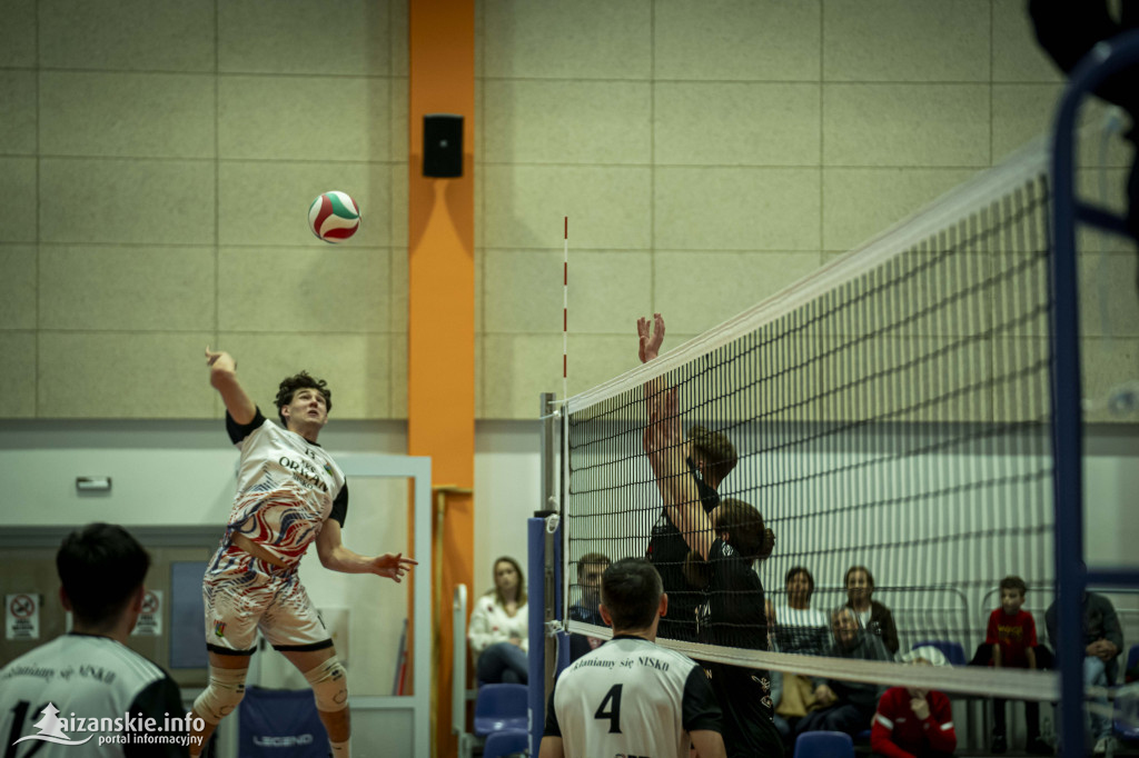 Emocje, walka i pomoc – ostatni mecz Orkana Nisko u siebie