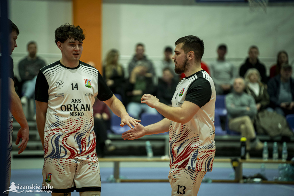 Emocje, walka i pomoc – ostatni mecz Orkana Nisko u siebie