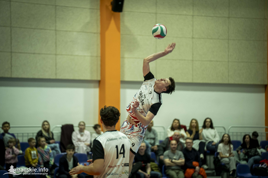 Emocje, walka i pomoc – ostatni mecz Orkana Nisko u siebie