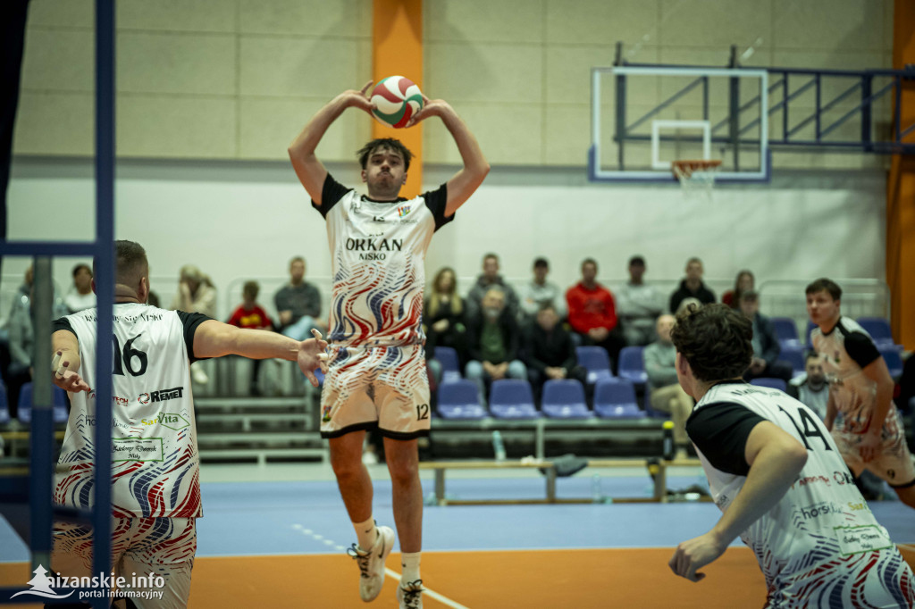 Emocje, walka i pomoc – ostatni mecz Orkana Nisko u siebie