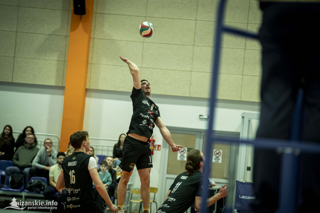 Emocje, walka i pomoc – ostatni mecz Orkana Nisko u siebie