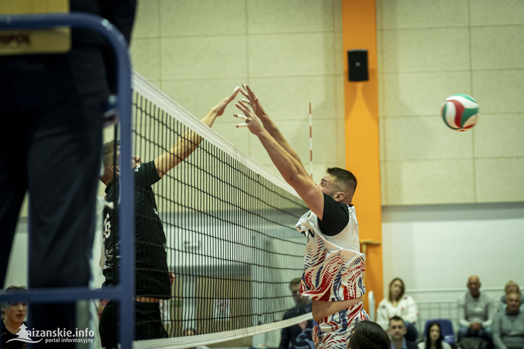 Emocje, walka i pomoc – ostatni mecz Orkana Nisko u siebie