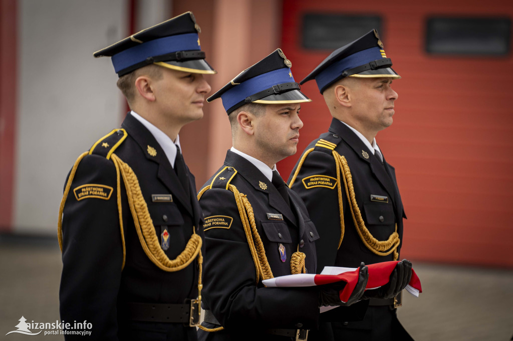 Odznaczenia, awanse i wyróżnienia dla strażaków