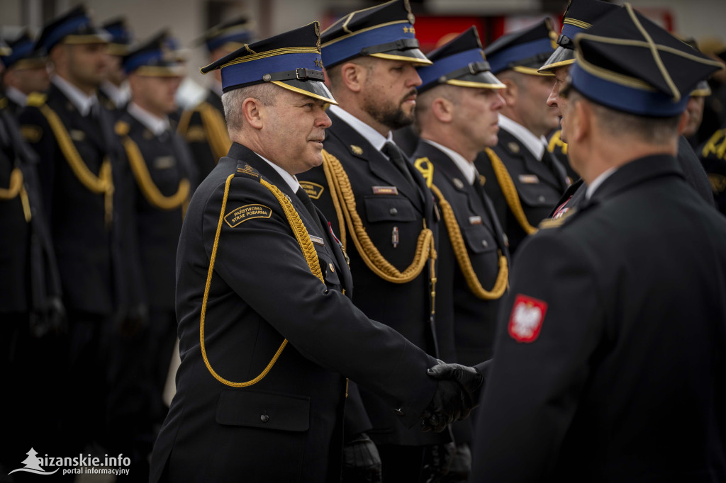 Odznaczenia, awanse i wyróżnienia dla strażaków
