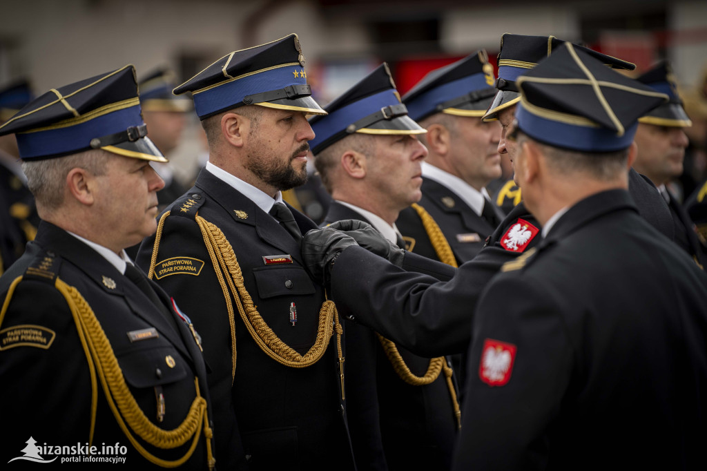 Odznaczenia, awanse i wyróżnienia dla strażaków