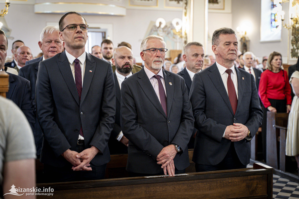 Odsłonięcie pomnika ofiar zbrodni katyńskiej w Kopkach