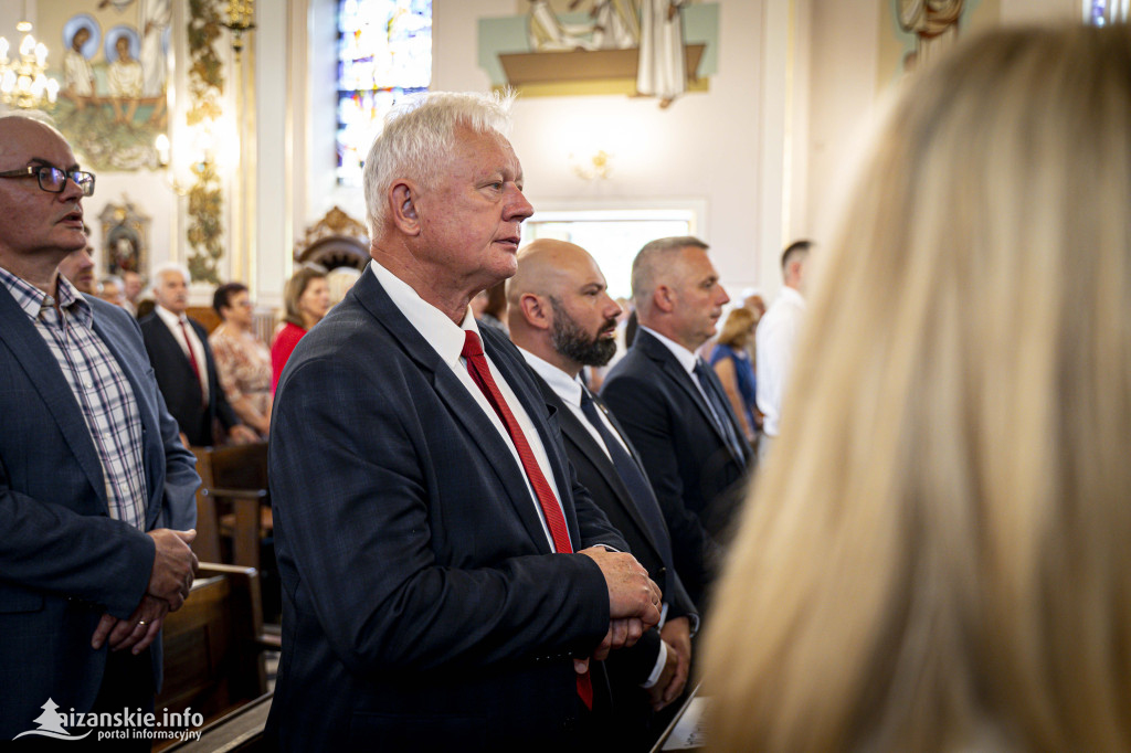 Odsłonięcie pomnika ofiar zbrodni katyńskiej w Kopkach