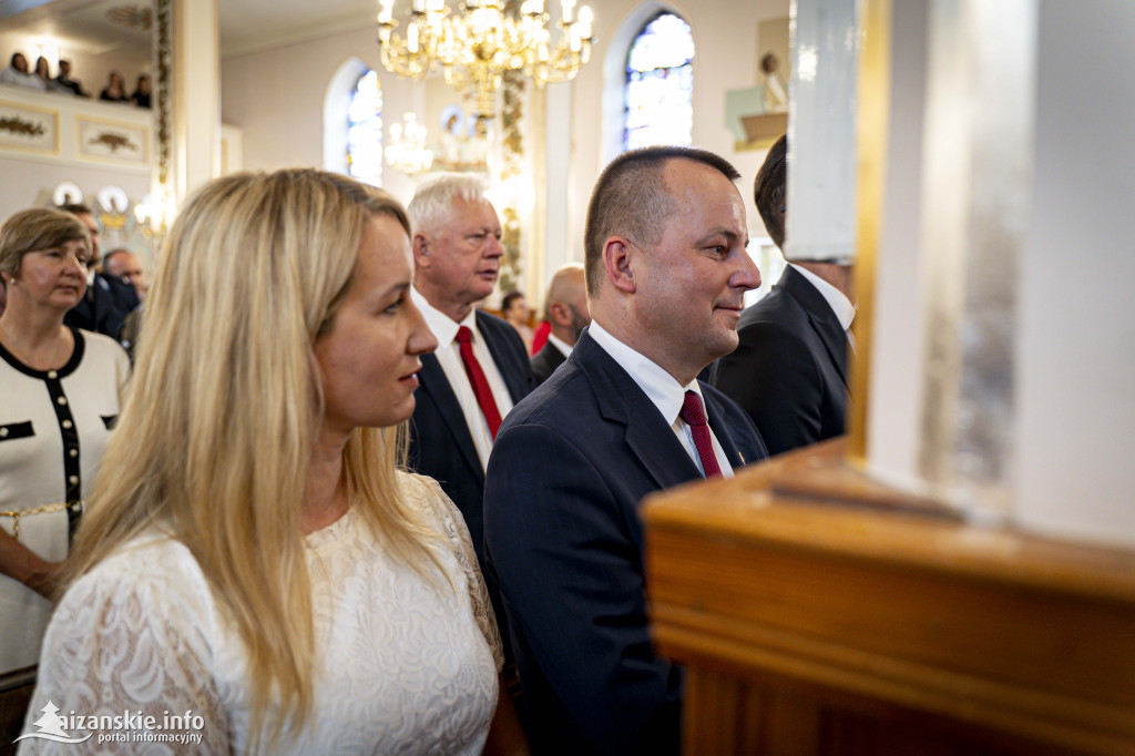Odsłonięcie pomnika ofiar zbrodni katyńskiej w Kopkach