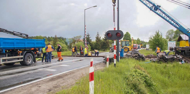Ilustracja przedstawiająca poprzedni remont przejazdu w Nowosielcu
