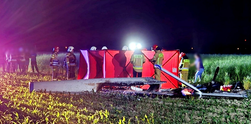 Wypadek motoszybowca w Górkach na Podkarpaciu. Fot. hej.mielec.pl