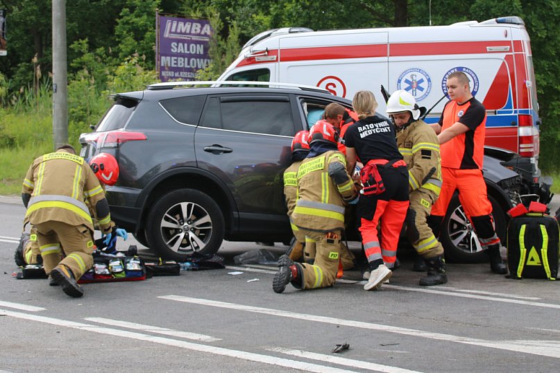 Wypadek w Zarzeczu na skrzyżowaniu