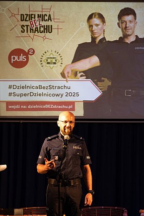 Sierżant Tomasz Majowicz Dzielnicowym Roku!-1037