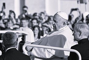 Żałoba narodowa w Polsce. Wiadomo, kiedy będzie obowiązywać-10317