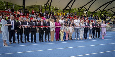Stadion poświęcony i otwarty, ale… grać nie można-10515