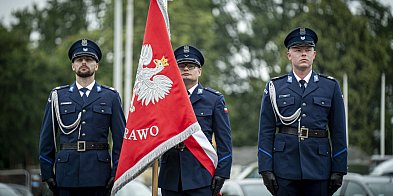 Święto Policji w Stalowej Woli: mundur noszony z przeko-10886