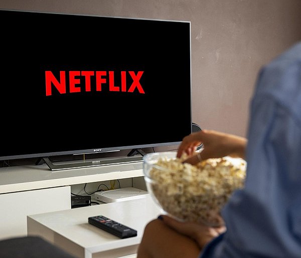 Netflix pod lupą UOKiK. Czy klienci dostaną zwrot pieniędzy?-11122