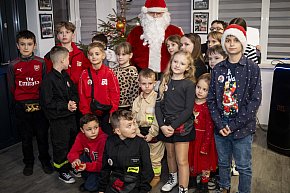 Mikołajkowy bal MDP w Nisku – święto młodych strażaków pełne nagród-1095