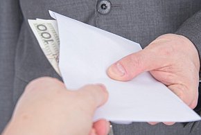 Zarabiasz bez firmy? Od 2026 roku wchodzi nowy, wyższy próg-11420