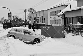 82-latek potrącił 6-latka. Kierowca nie żyje, dziecko w ciężkim stanie