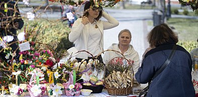 Słoneczna niedziela i świąteczna atmosfera