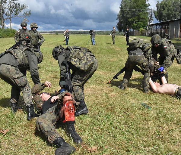 Setki tysięcy Polaków pójdą na szkolenie. Wojsko otwiera drzwi dla cywilów-11589