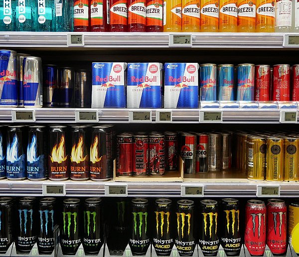 Popularne napoje pójdą ostro w górę. Rząd szykuje podwyżkę VAT-11783