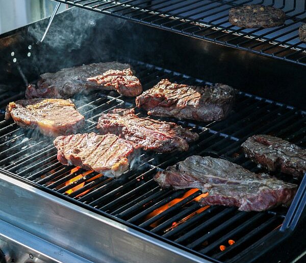 Czy można jeść mięso 1 maja? Biskupi już zdecydowali