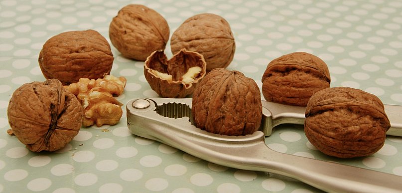 Groźny pestycyd w popularnych orzechach. Trwa wycofywanie ze sklepów