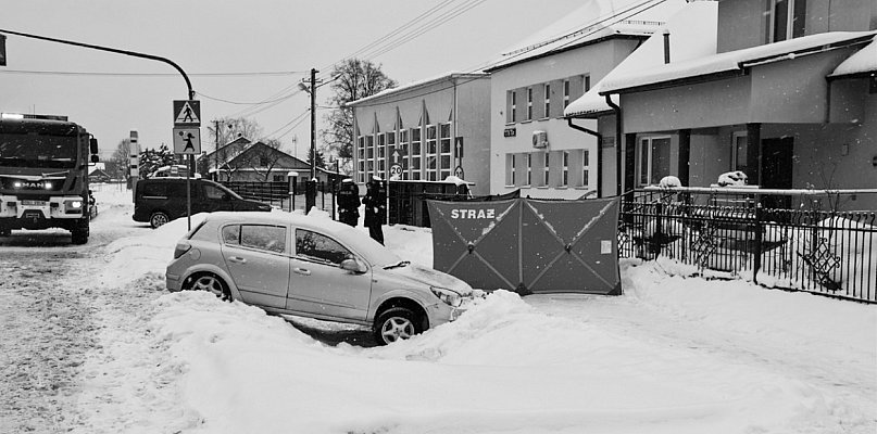 82-latek potrącił 6-latka. Kierowca nie żyje, dziecko w ciężkim stanie - 11929